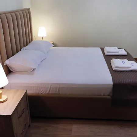 Rifat Peshkatari Hotel