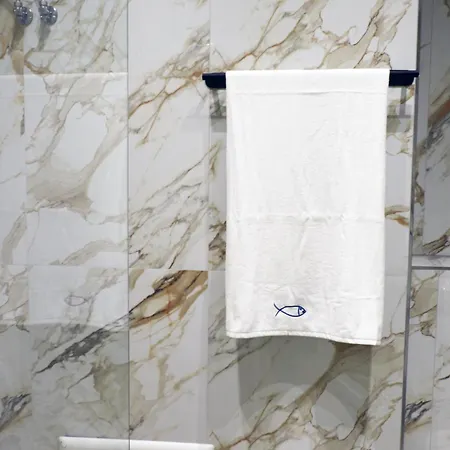 Szálloda Rifat Peshkatari 3*