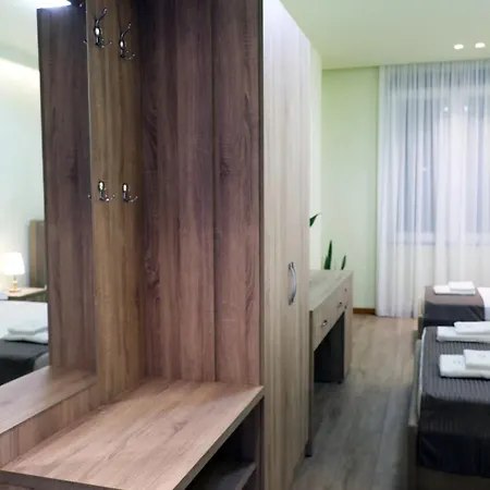 Rifat Peshkatari Hotel