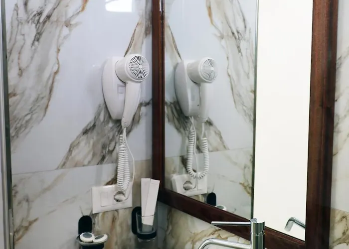 Rifat Peshkatari Szálloda Durrës