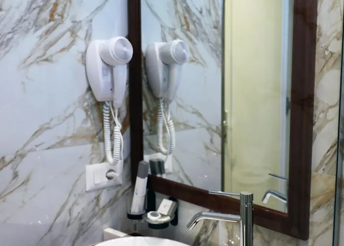 Rifat Peshkatari Szálloda Durrës