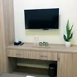 Rifat Peshkatari Hotel 3*