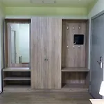 Rifat Peshkatari 3*
