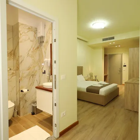 Rifat Peshkatari 3* Durrës