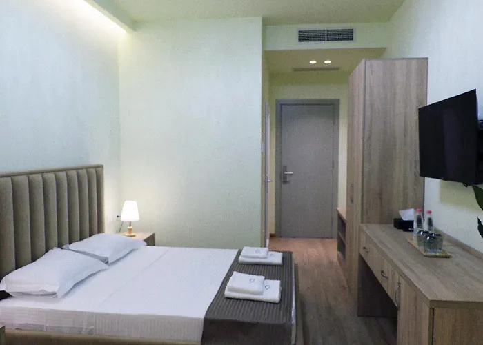 Rifat Peshkatari 酒店